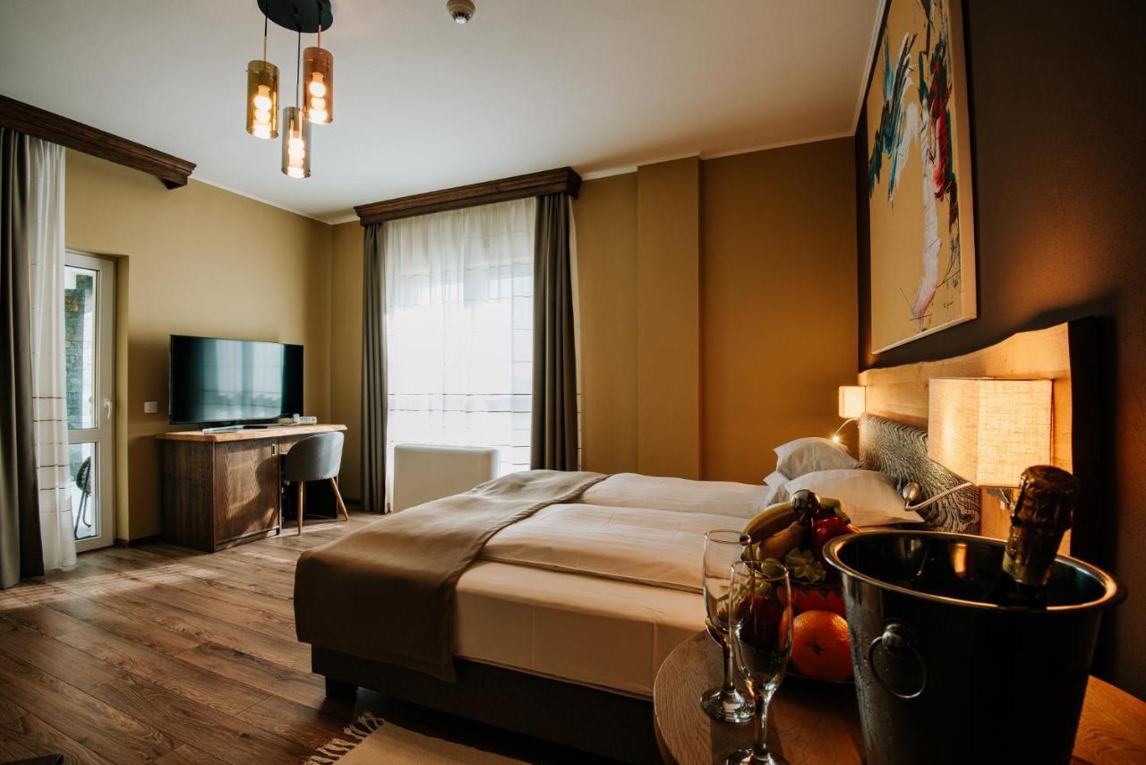 Panorama Boutique Hotel Sfântu-Gheorghe エクステリア 写真