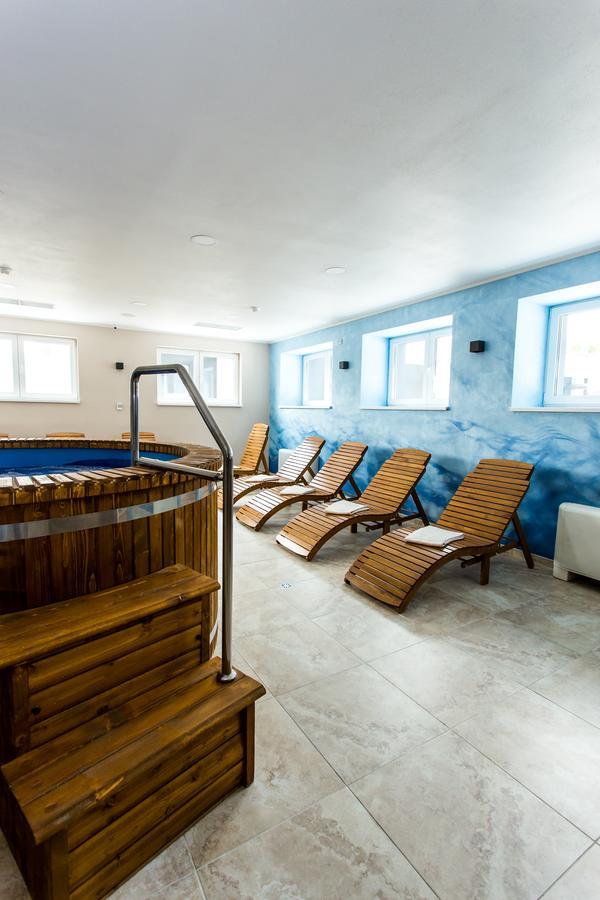 Panorama Boutique Hotel Sfântu-Gheorghe エクステリア 写真